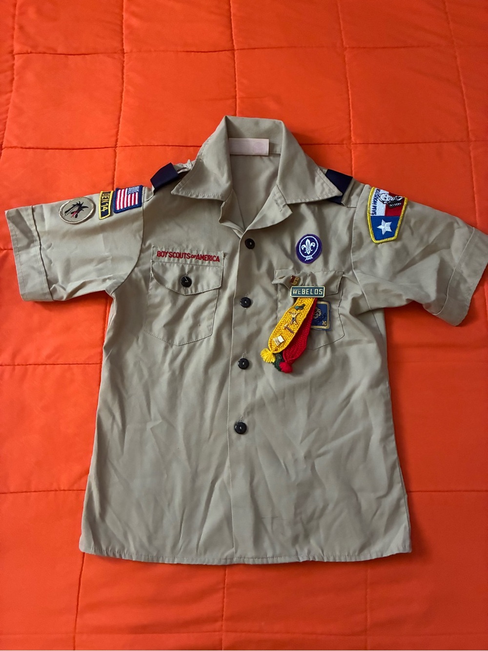 Boy Scouts Shirt Youth Medium Scout Short Sleeve With Patches (10-12)